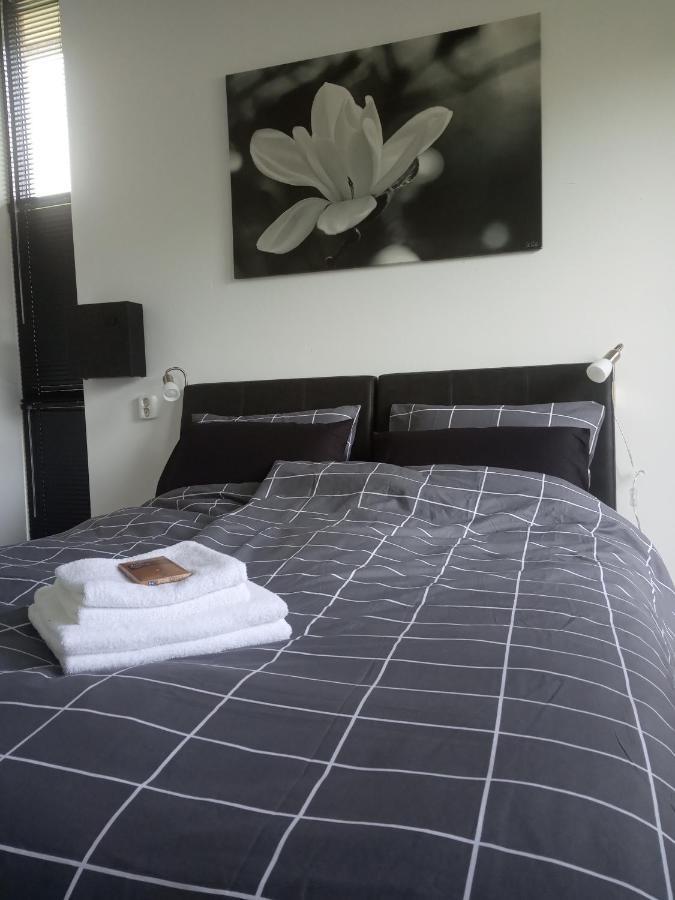 Bij Maus Bed & Breakfast Opeinde Eksteriør bilde